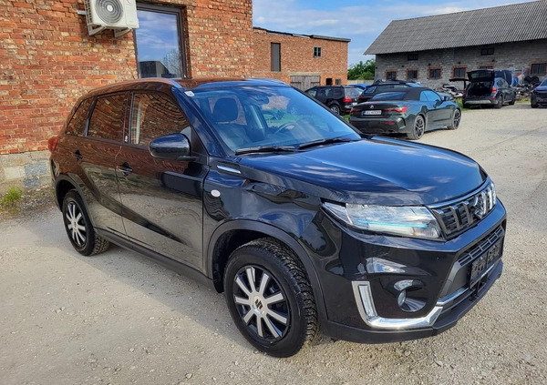 Suzuki Vitara cena 61900 przebieg: 21000, rok produkcji 2021 z Kłobuck małe 704